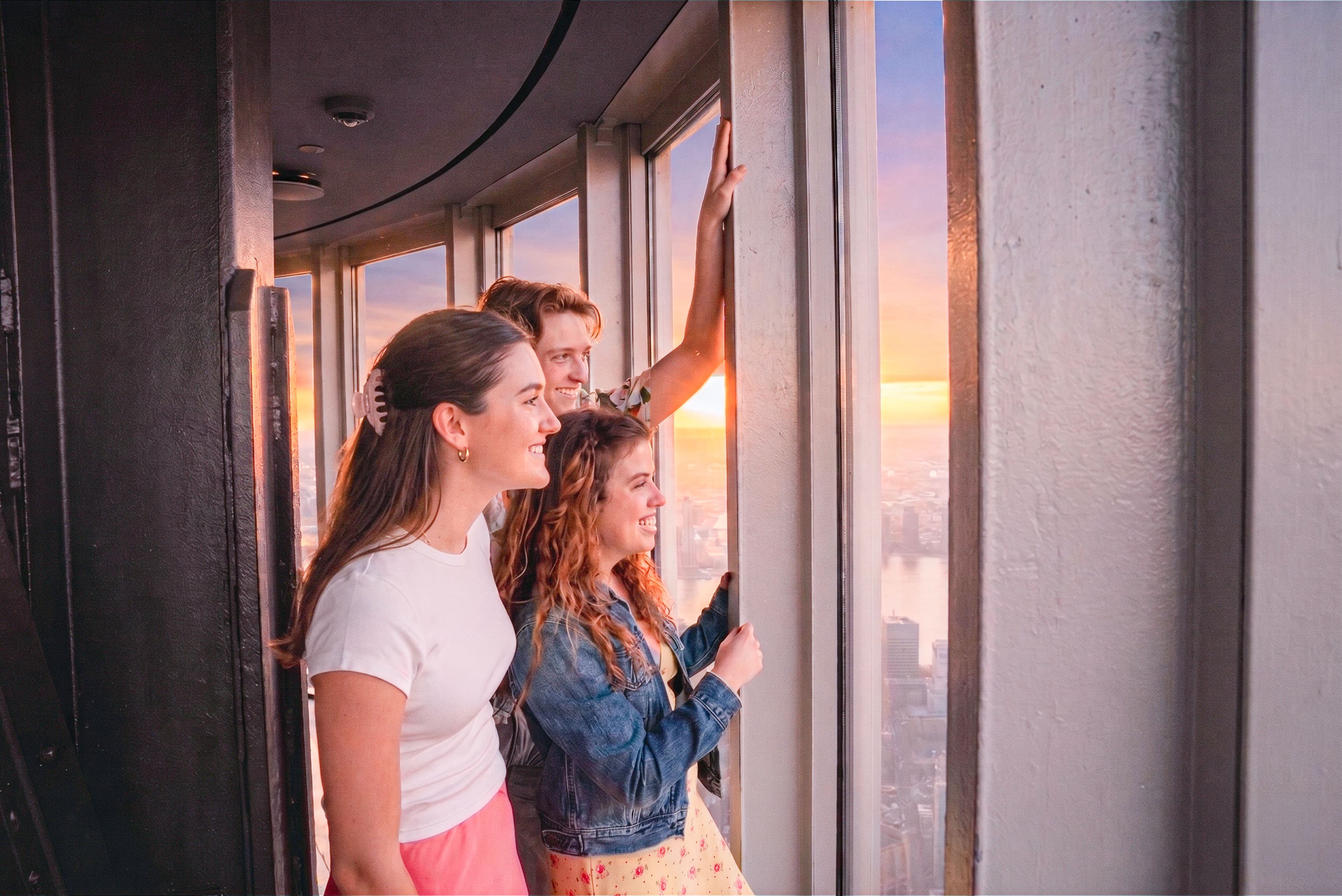 Friends on the 102nd Floor Observatory