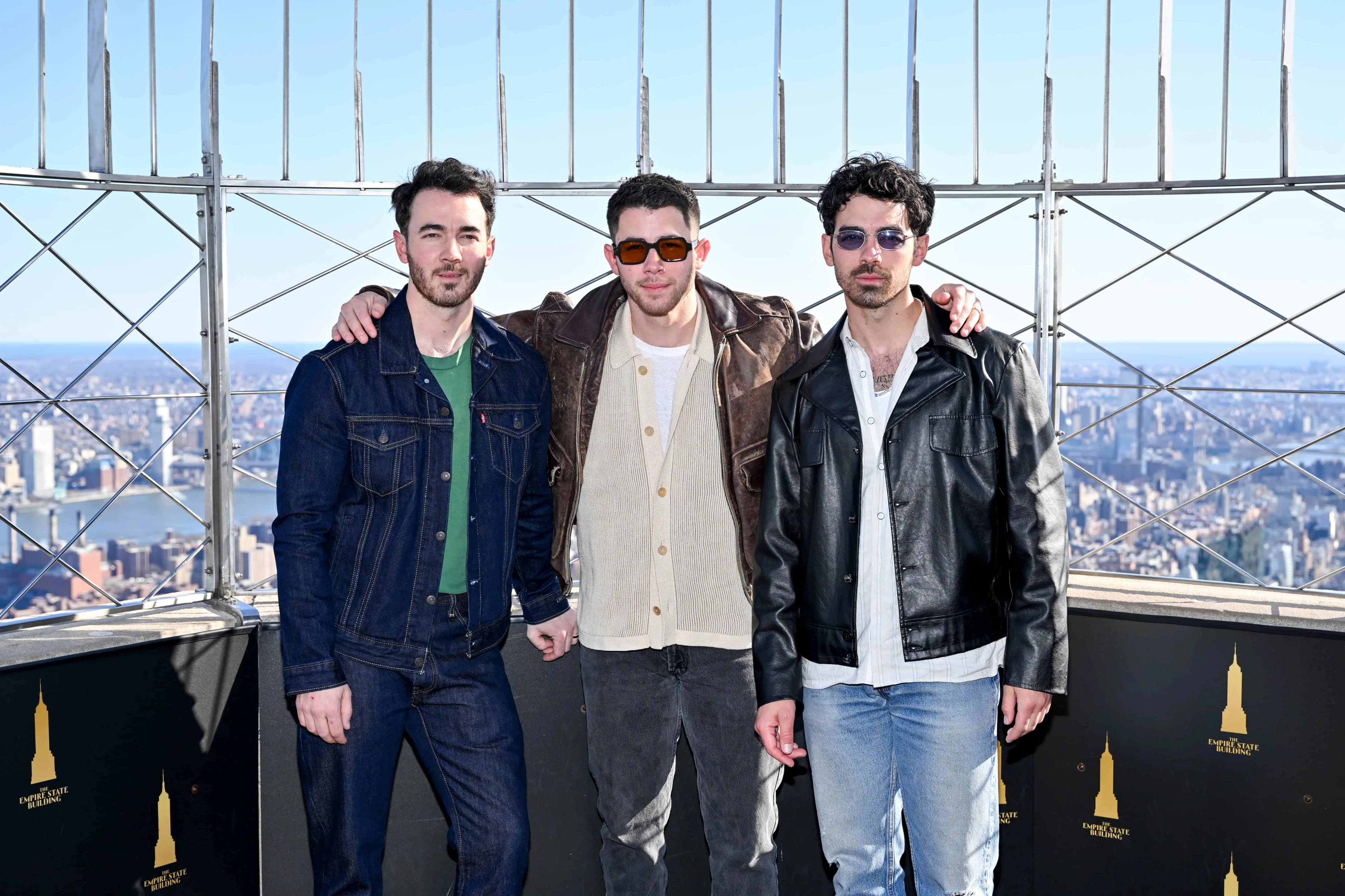 Jonas Brothers at the Empire State Building
