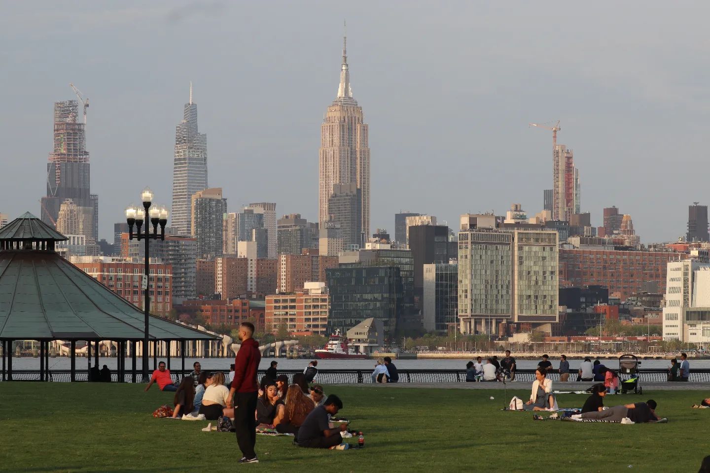 A view of the NYC Skyline from a park