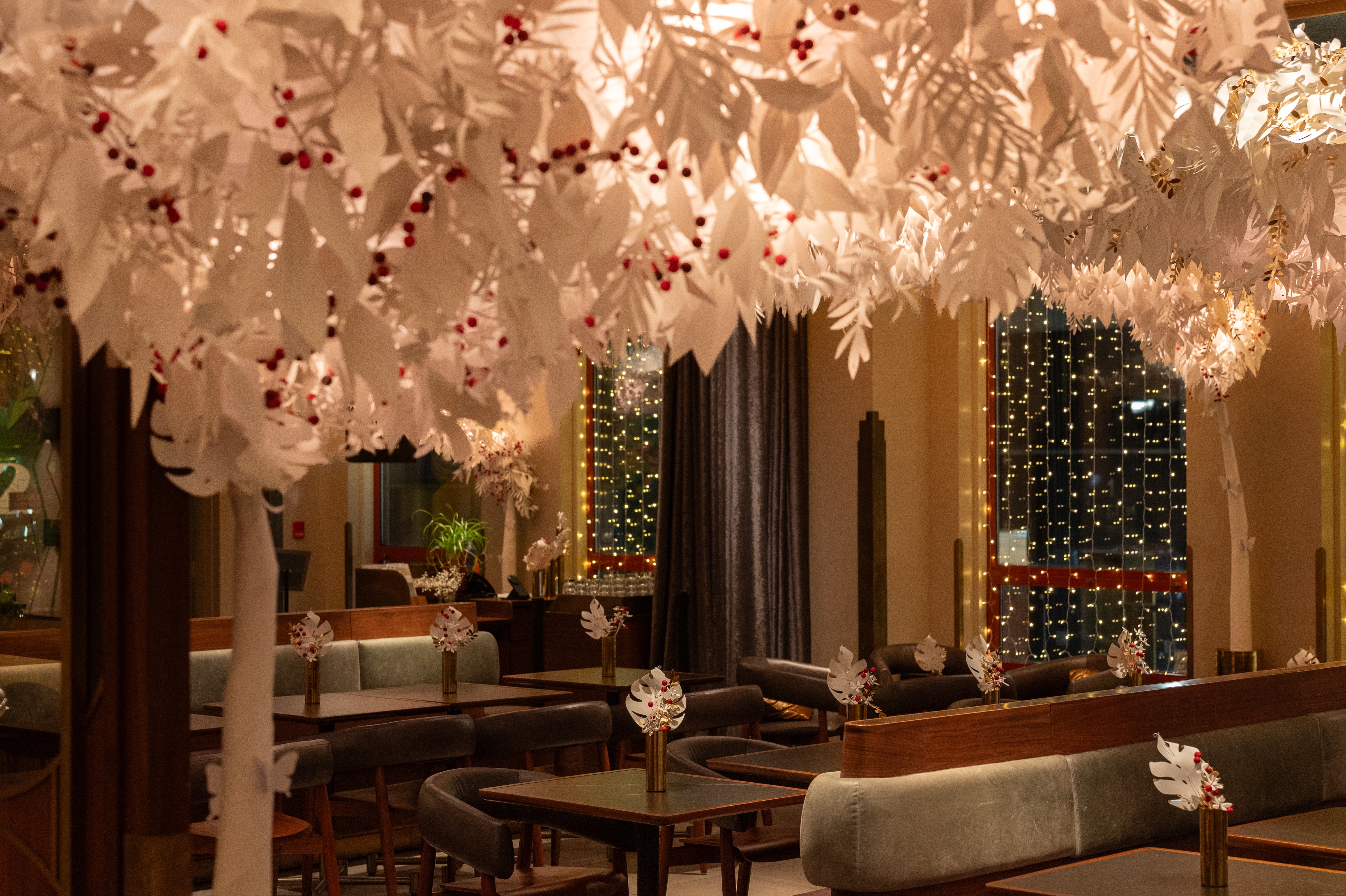 The Empire State Building Starbucks Reserve transformed into a Winter Wonderland for the Holidays