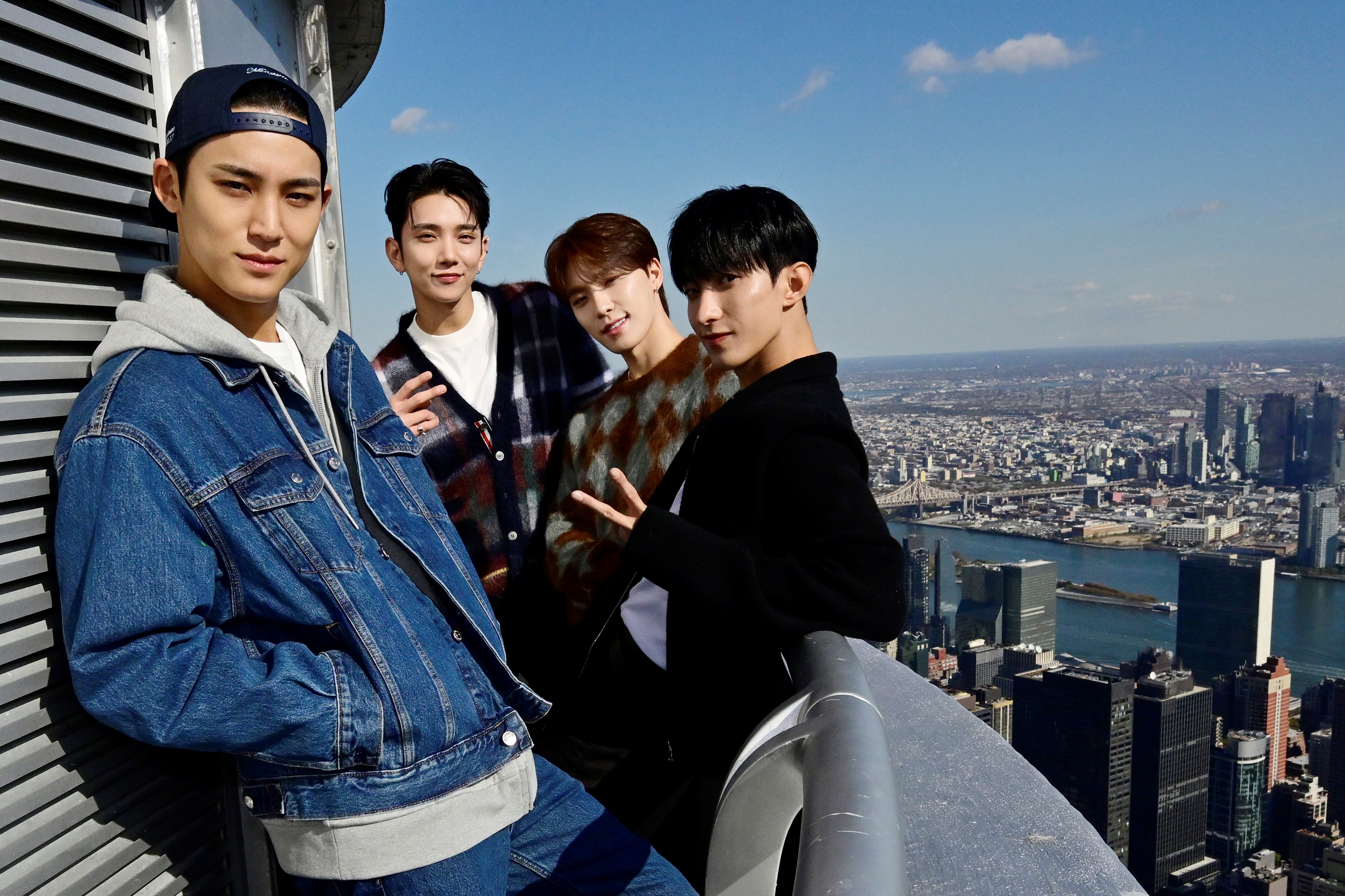 SEVENTEEN on the 103rd Floor