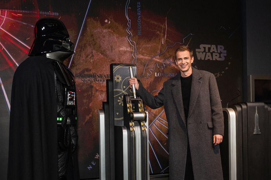 Hayden Christensen at Empire State Building