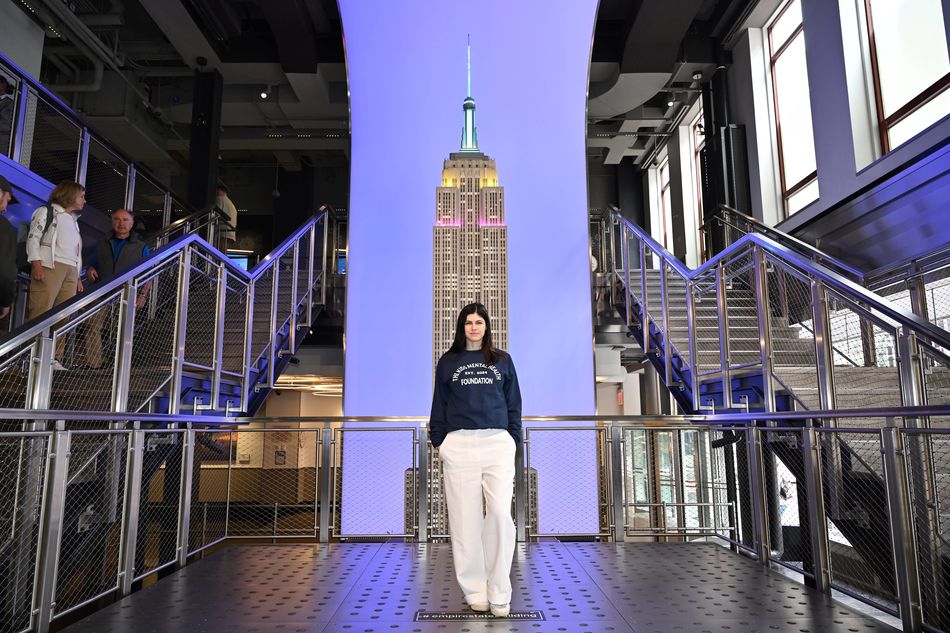 Alexandra Daddario visits ESB