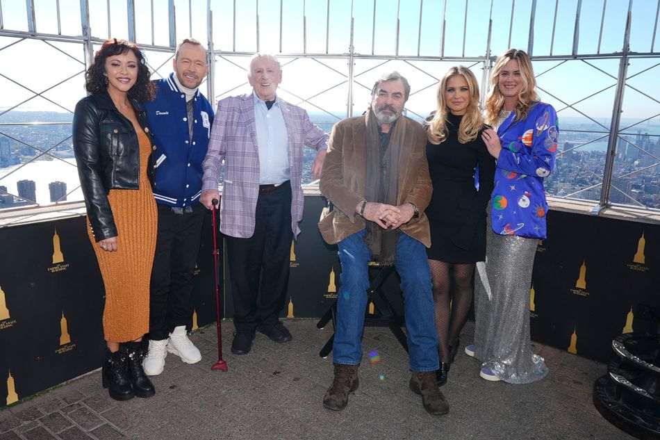 The cast of "Blue Bloods" poses on the 86th Floor Observatory