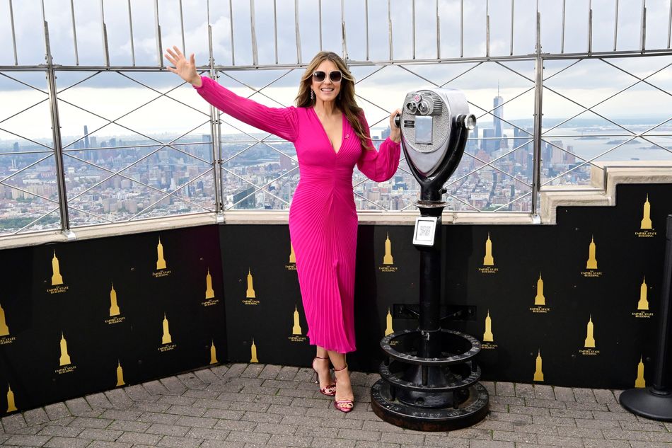 Elizabeth Hurley poses on the 86th Floor Observatory