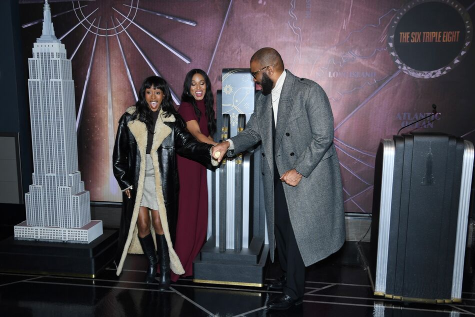 Ebony Obsidian, Kerry Washington, and Tyler Perry light the Empire State Building