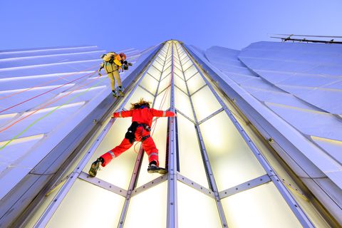 Jared Leto Climbs the Empire State Building