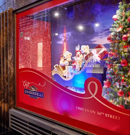 Fifth Avenue Holiday Windows